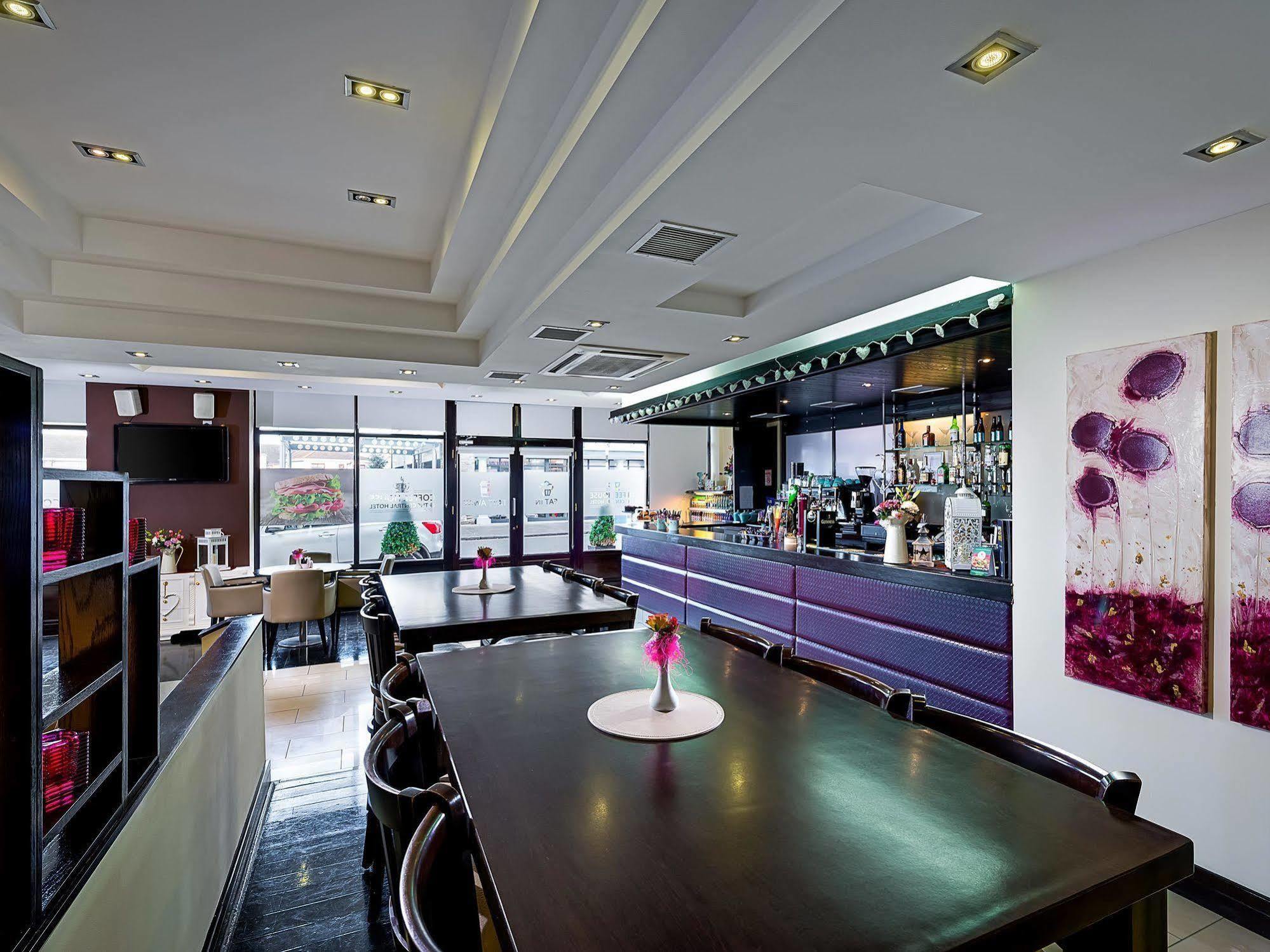 Central Hotel Tullamore Exterior photo